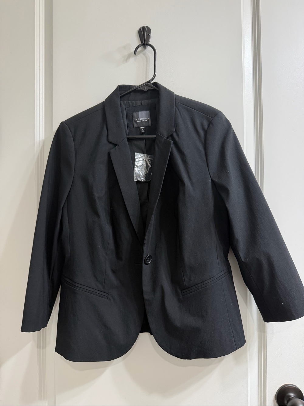 The Limited Exact Stretch Black Single-Button Women's Blazer size Petite Large